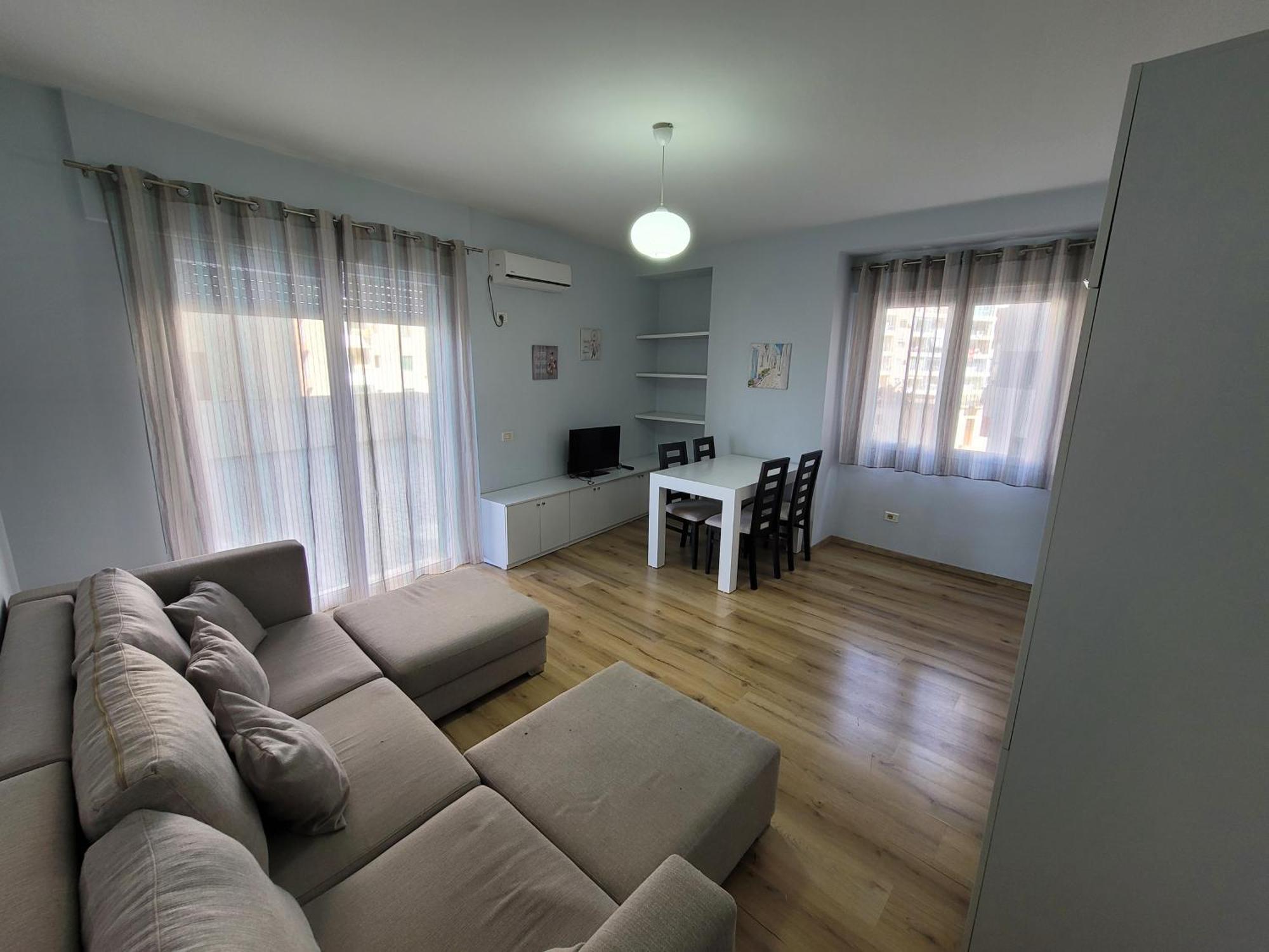 Haris Hotel Влёра Экстерьер фото