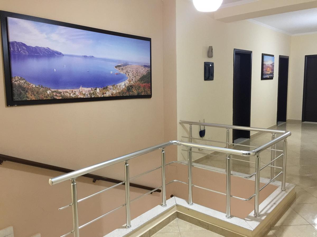 Haris Hotel Влёра Экстерьер фото