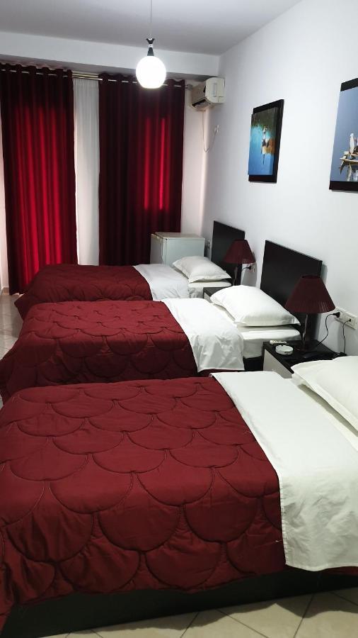 Haris Hotel Влёра Экстерьер фото
